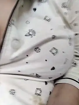 Cute Angel 1 online show from November 12, 2025, 7:40 pm