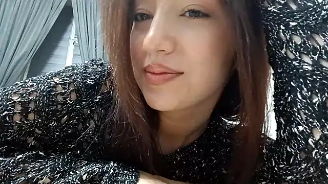 Snapshot of Sofiagreetings chatting on November 10, 2025, 1:49 pm Sofiagreetings online show from November 10, 2025, 1:49 pm