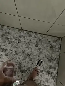 Snapshot of n0tf0und chatting on November 6, 2025, 5:22 am n0tf0und online show from November 6, 2025, 5:22 am