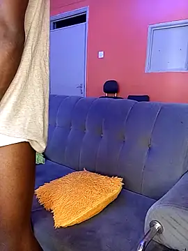 Snapshot of Horny_Solutions chatting on December 1, 2025, 11:55 am Horny Solutions online show from December 1, 2025, 11:55 am