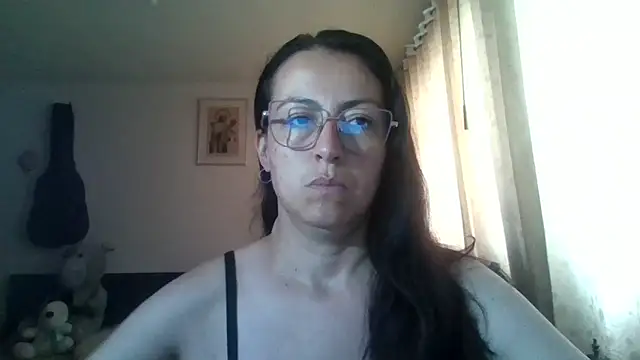 Lauryn Jones online show from April 4, 2026, 5:08 pm