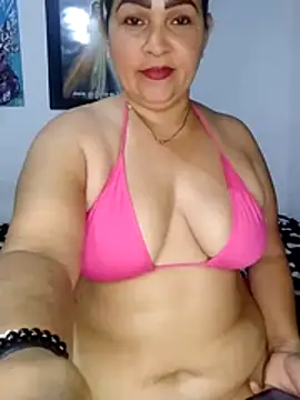 Melaflo17 online show from December 4, 2025, 12:31 am