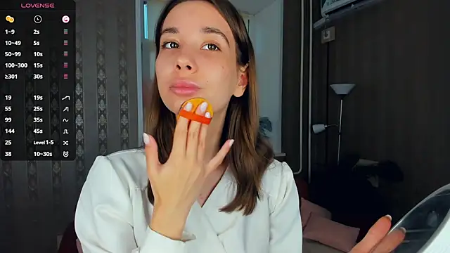 Snapshot of JacalynSchreiber chatting on November 27, 2025, 10:05 am JacalynSchreiber online show from November 27, 2025, 10:05 am