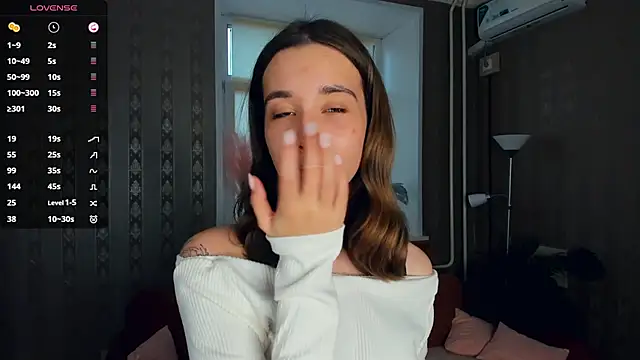 Snapshot of JacalynSchreiber chatting on November 30, 2025, 10:49 am JacalynSchreiber online show from November 30, 2025, 10:49 am