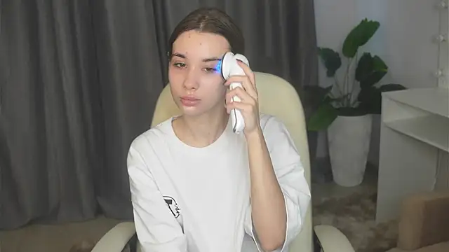 Snapshot of JacalynSchreiber chatting on November 4, 2025, 11:36 am JacalynSchreiber online show from November 4, 2025, 11:36 am