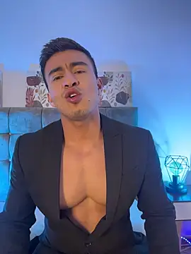 Chris Clarck online show from February 3, 2026, 12:10 pm