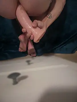 kyekadeki online show from March 4, 2026, 1:41 pm