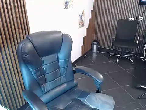 Snapshot of desk_desire chatting on November 6, 2025, 11:03 am desk desire online show from November 6, 2025, 11:03 am