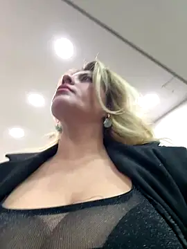 jordynjace online show from December 17, 2025, 9:47 am