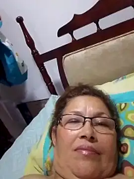 Cessi50 online show from April 13, 2026, 3:32 am