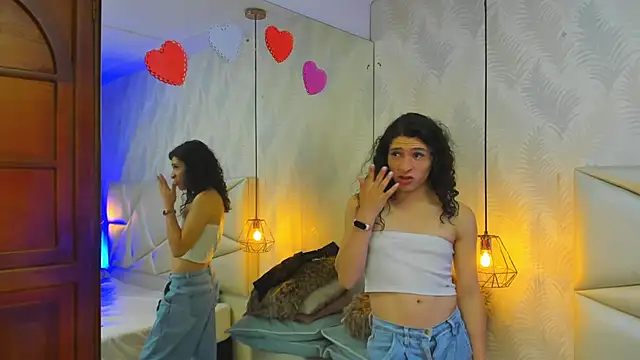 laurettedela rouse online show from November 30, 2025, 10:27 am