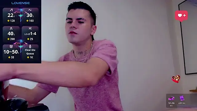 Snapshot of Sebastian_Loaiza chatting on December 5, 2025, 5:00 pm Sebastian Loaiza online show from December 5, 2025, 5:00 pm