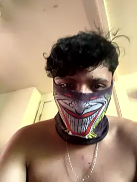 Elpichulotote20 online show from January 14, 2026, 7:17 pm