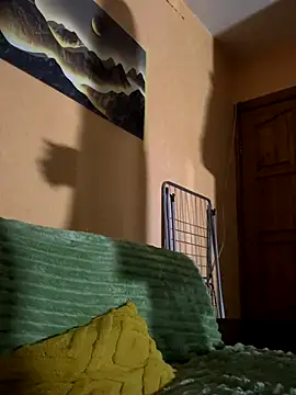 Snapshot of ShadowEve chatting on November 6, 2025, 3:05 pm ShadowEve online show from November 6, 2025, 3:05 pm