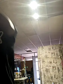 Ndodemnyamaxh online show from November 16, 2025, 6:51 am