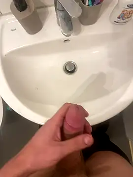 Snapshot of BigDickAmo chatting on November 21, 2025, 2:10 am BigDickAmo online show from November 21, 2025, 2:10 am