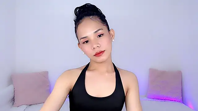 ursexydelancy  online show from December 1, 2025, 6:20 pm