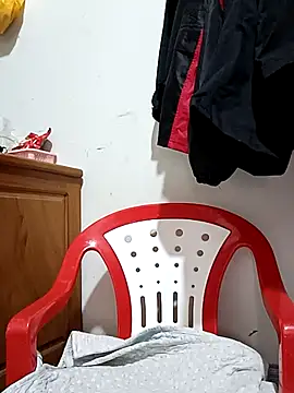 momo-ba online show from November 1, 2025, 9:47 am