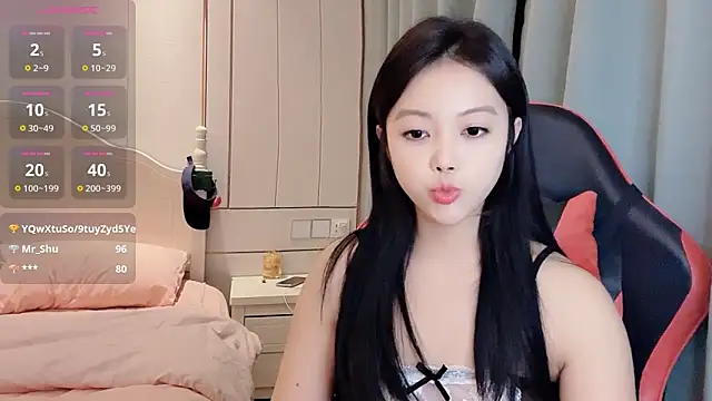 Snapshot of BvBver chatting on November 8, 2025, 11:36 am BvBver online show from November 8, 2025, 11:36 am