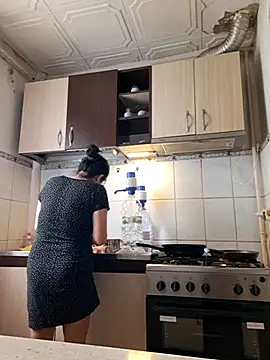 CharmingPearl online show from March 22, 2026, 12:18 pm