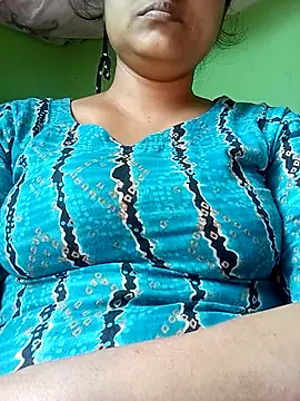 Snapshot of Tina_250 chatting on December 23, 2025, 6:45 am Tina 250 online show from December 23, 2025, 6:45 am