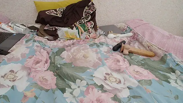 Snapshot of ksenia_444 chatting on January 14, 2026, 8:18 am ksenia 444 online show from January 14, 2026, 8:18 am