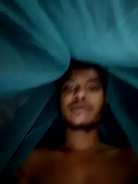 GlossyBuddy13 online show from March 6, 2026, 12:49 am