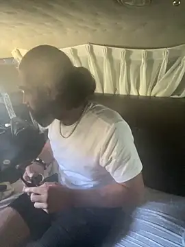 Dave 5518 online show from April 24, 2026, 8:44 pm