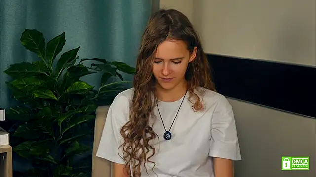 ErynTing online show from November 4, 2025, 9:24 am