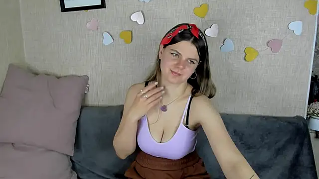 Snapshot of Zorianaa chatting on April 21, 2026, 9:10 pm Zorianaa online show from April 21, 2026, 9:10 pm