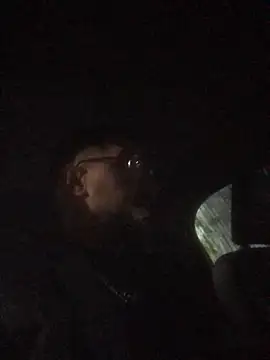 Snapshot of Maqbur chatting on November 8, 2025, 3:10 am Maqbur online show from November 8, 2025, 3:10 am