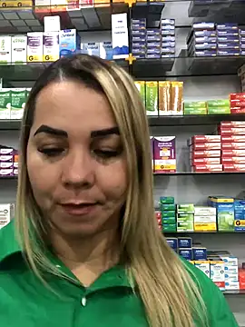 Snapshot of imoly_ chatting on November 1, 2025, 10:03 pm imoly online show from November 1, 2025, 10:03 pm