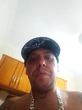 013boyy online show from April 12, 2026, 4:16 am