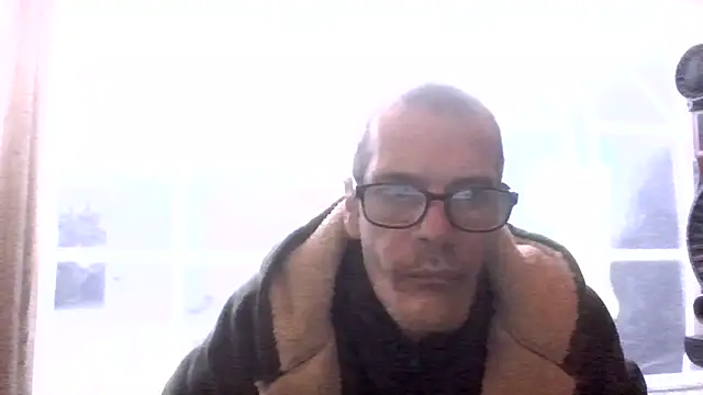 Snapshot of paulus52 chatting on November 5, 2025, 6:49 am paulus52 online show from November 5, 2025, 6:49 am