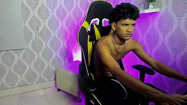 Boy savoy online show from February 24, 2026, 7:31 am