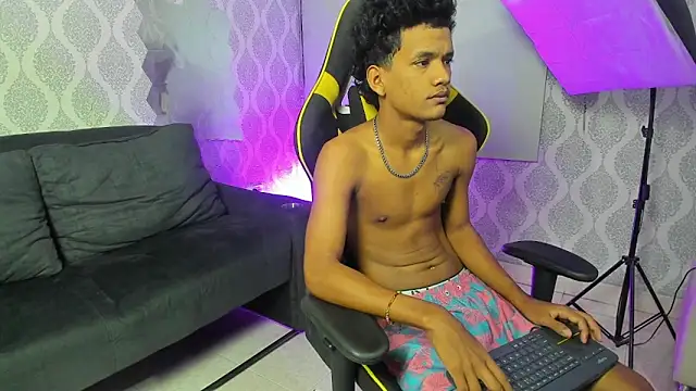 Boy savoy online show from March 4, 2026, 7:49 am