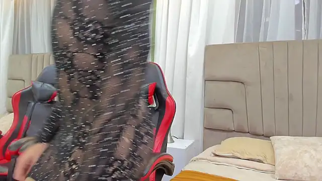 maddy  moon online show from March 14, 2026, 7:53 pm