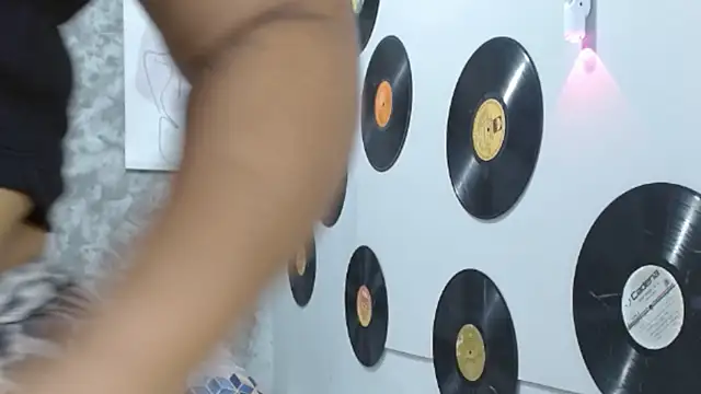 Snapshot of Ambar_foxy chatting on November 7, 2025, 7:40 pm Ambar foxy online show from November 7, 2025, 7:40 pm