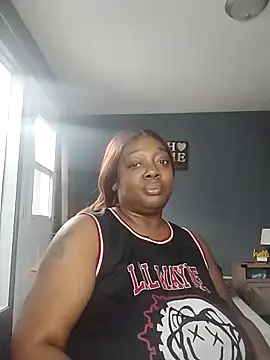 BiancaClarkson online show from December 18, 2025, 7:18 pm