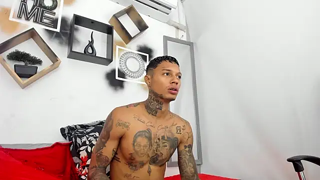 Snapshot of YuleimysAndAlex chatting on November 3, 2025, 3:01 am YuleimysAndAlex online show from November 3, 2025, 3:01 am