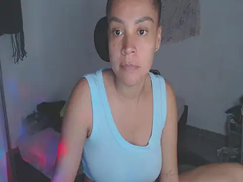 shayna cute online show from May 30, 2026, 3:46 am