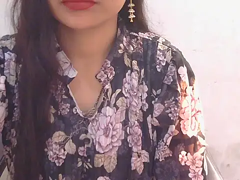 Sneha lovely01 online show from December 2, 2025, 6:15 am