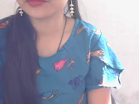 Sneha lovely01 online show from December 4, 2025, 6:56 am