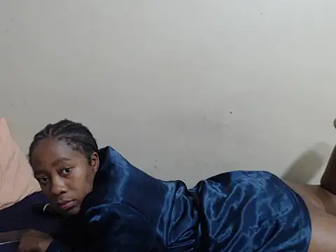 SexyLipss  online show from March 5, 2026, 9:00 pm