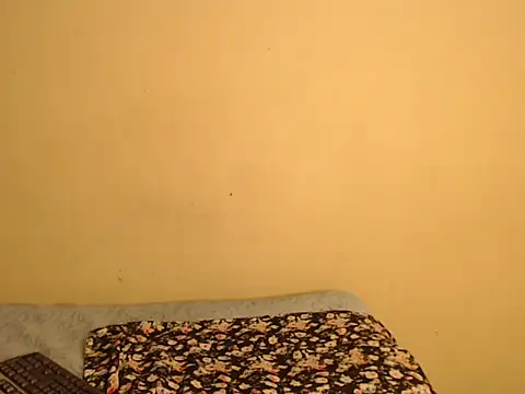 Snapshot of SexyLipss_ chatting on November 7, 2025, 2:05 am SexyLipss online show from November 7, 2025, 2:05 am