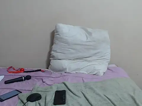 Snapshot of SexyLipss_ chatting on November 21, 2025, 8:08 pm SexyLipss online show from November 21, 2025, 8:08 pm