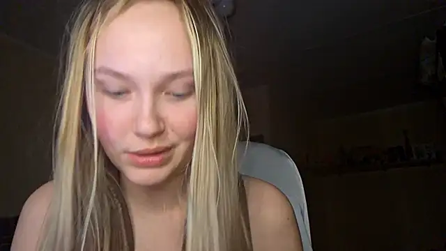 KarinRobertson online show from March 2, 2026, 4:03 pm