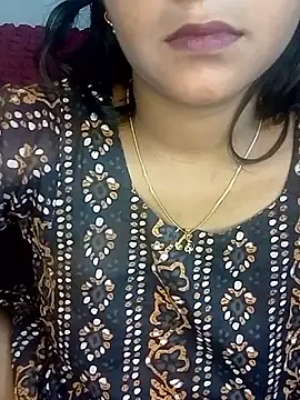 Neha533 online show from May 31, 2026, 6:09 pm