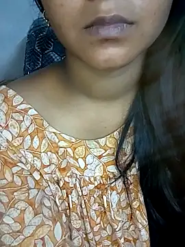 Neha533 online show from April 3, 2026, 6:58 pm