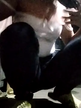 Snapshot of Ye_n chatting on November 23, 2025, 2:16 pm Ye n online show from November 23, 2025, 2:16 pm